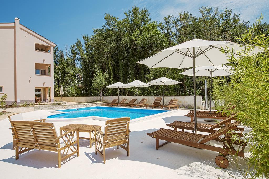 Residence Mediterraneo Baska  Ngoại thất bức ảnh
