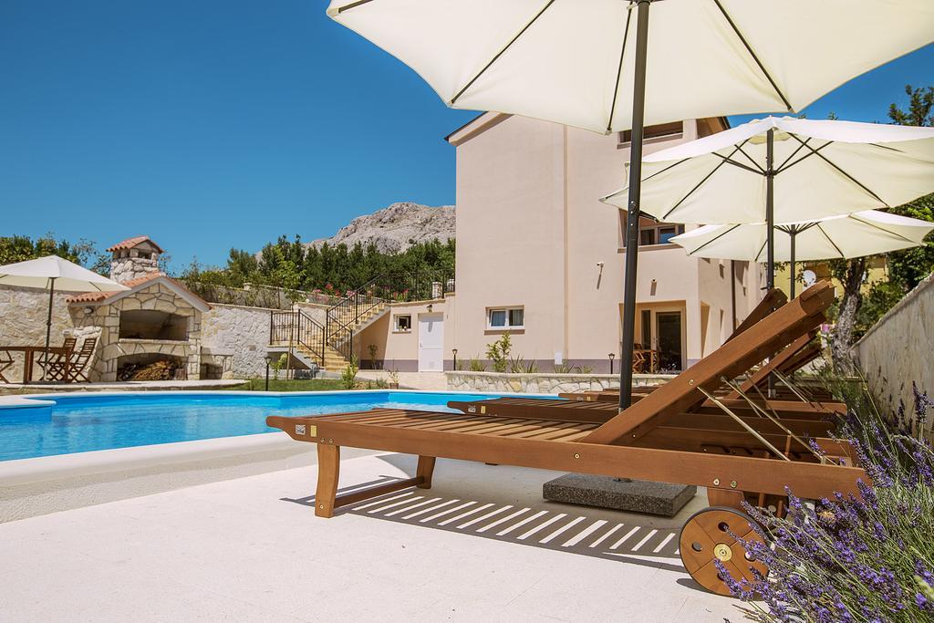 Residence Mediterraneo Baska  Ngoại thất bức ảnh