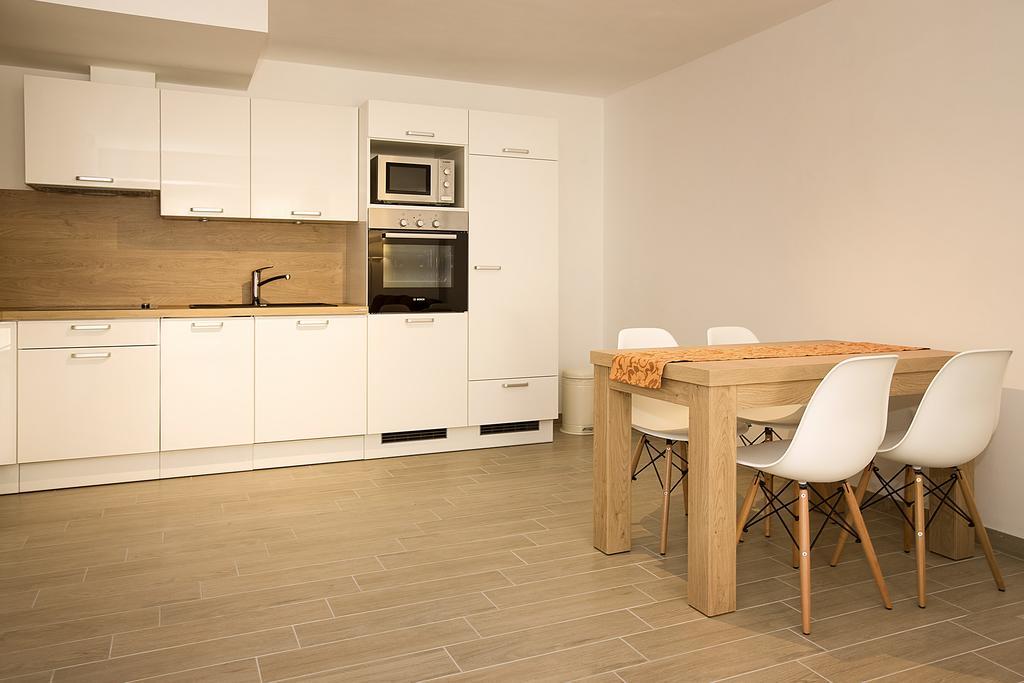 Residence Mediterraneo Baska  Ngoại thất bức ảnh