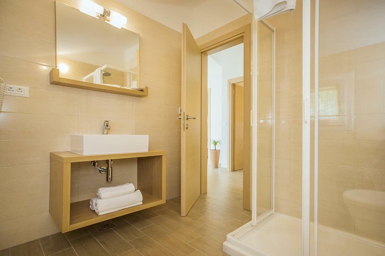 Residence Mediterraneo Baska  Ngoại thất bức ảnh